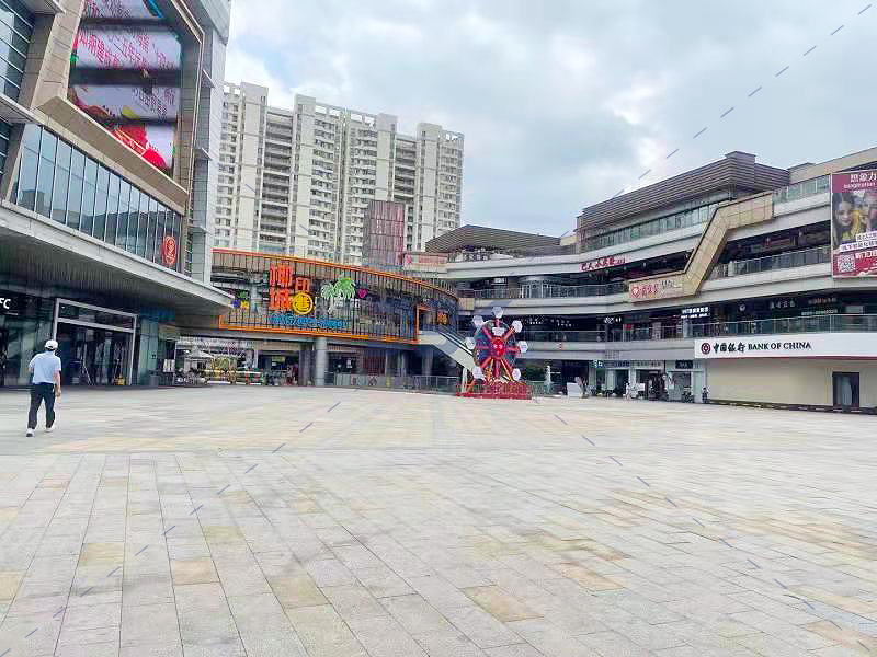 海口吾悦广场-一楼-户外广场600.1.jpg.png