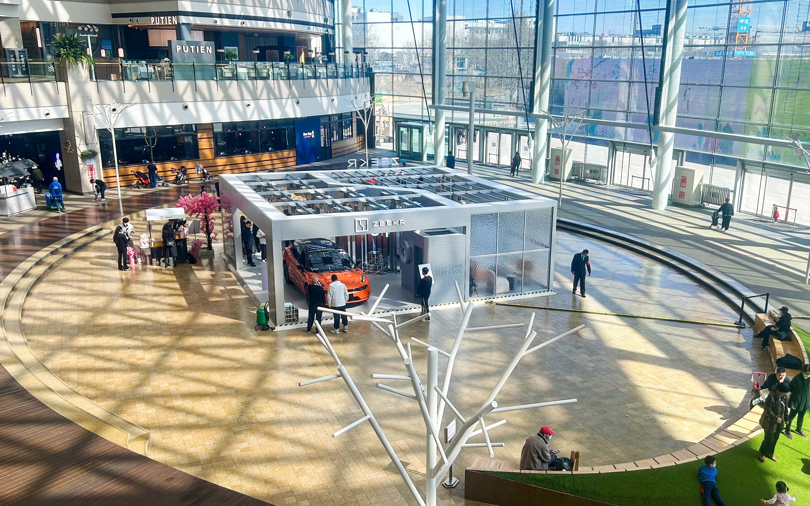 极氪汽车  X  北京颐堤港  