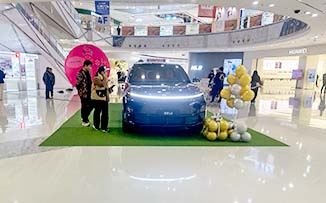 理想汽车  X   南宁安吉万达广场  